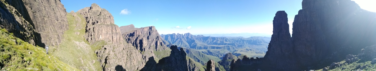 A Backpacker's Guide to the Natal Drakensberg